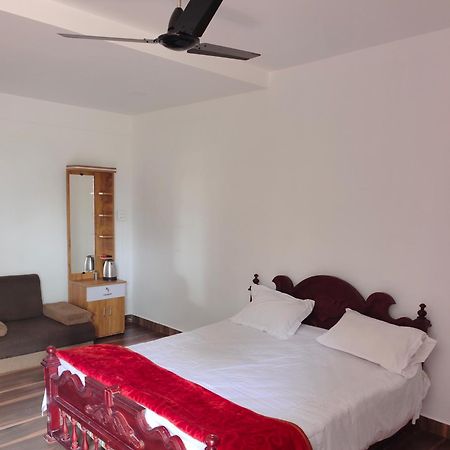 Sunshine Service Villa Kannur Exterior photo