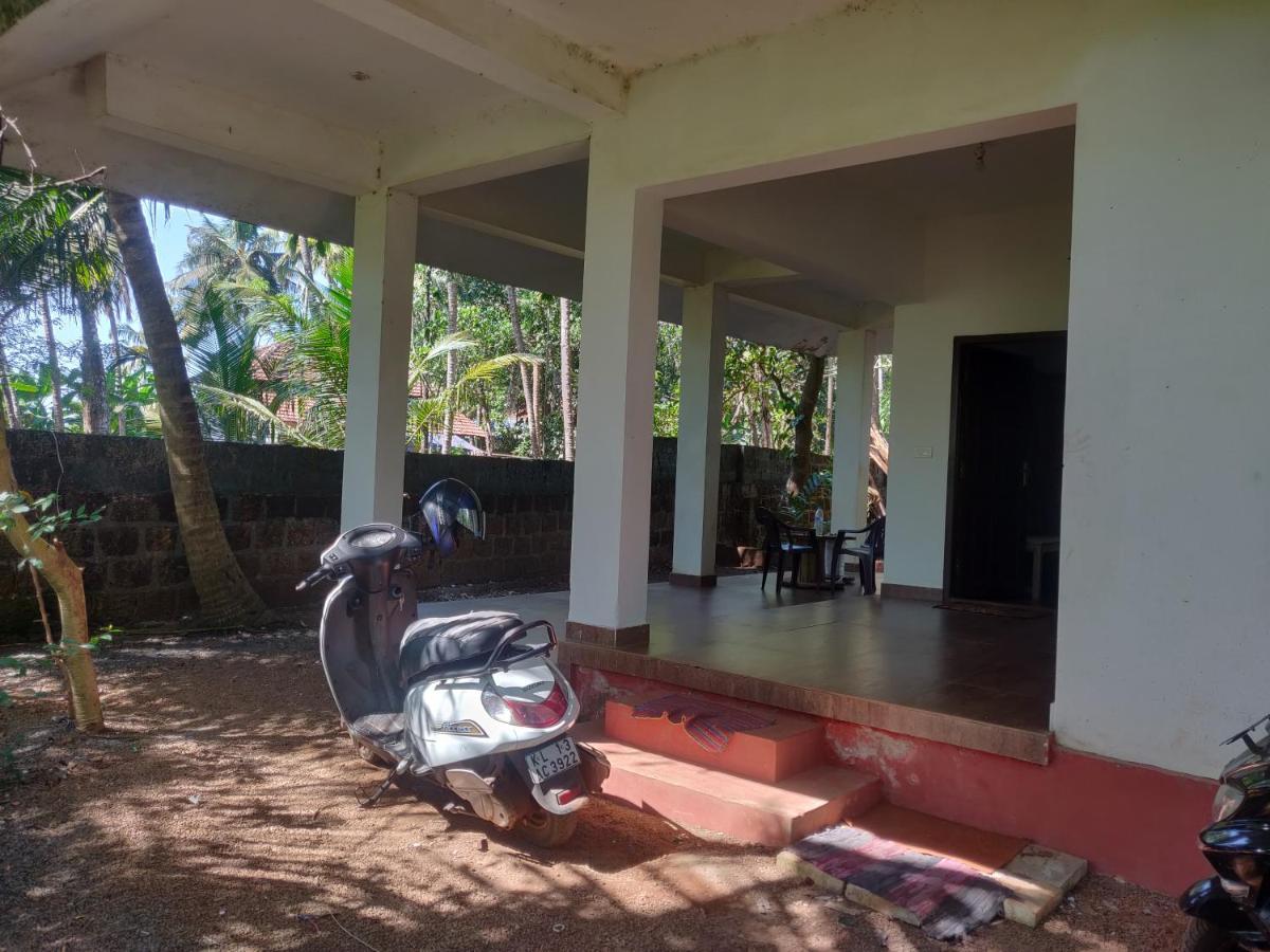 Sunshine Service Villa Kannur Exterior photo
